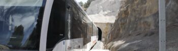 Поезд TRAM d’Alacant на линии между Денией и Аликанте